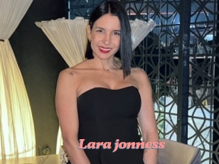 Lara_jonness