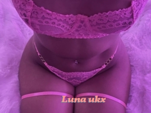 Luna_ukx