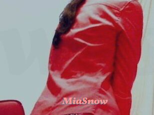 MiaSnow