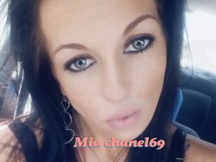 Mia_chanel69