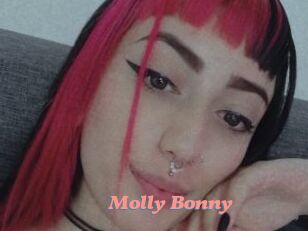 Molly_Bonny