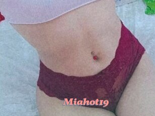Miahot19
