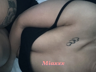 Miaxxx