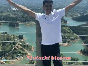 Mutachi_blosom