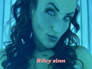 Riley_sinn